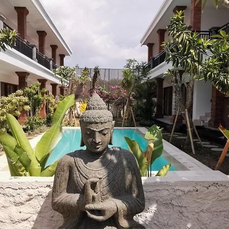Santi Homestay Canggu Dış mekan fotoğraf