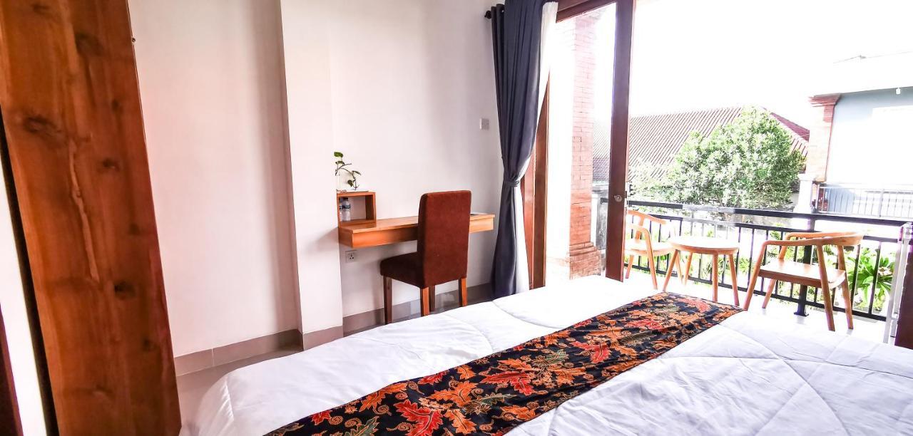Santi Homestay Canggu Dış mekan fotoğraf