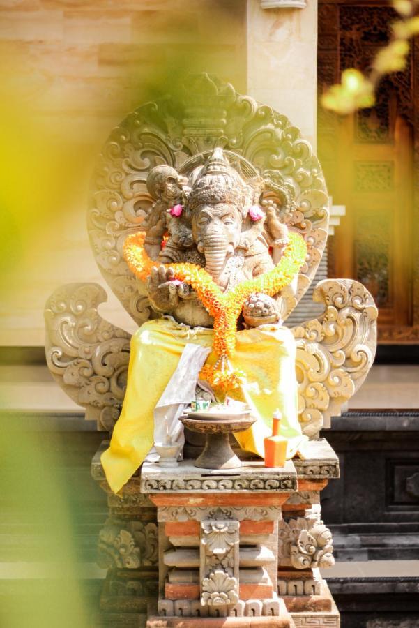 Santi Homestay Canggu Dış mekan fotoğraf