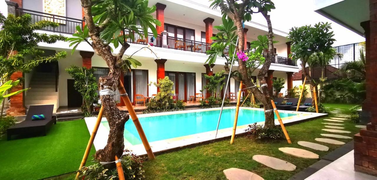 Santi Homestay Canggu Dış mekan fotoğraf