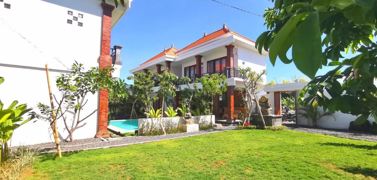 Santi Homestay Canggu Dış mekan fotoğraf