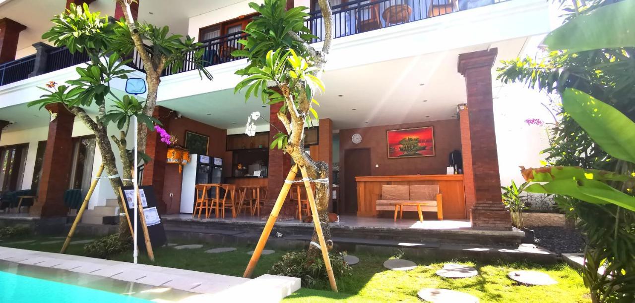 Santi Homestay Canggu Dış mekan fotoğraf